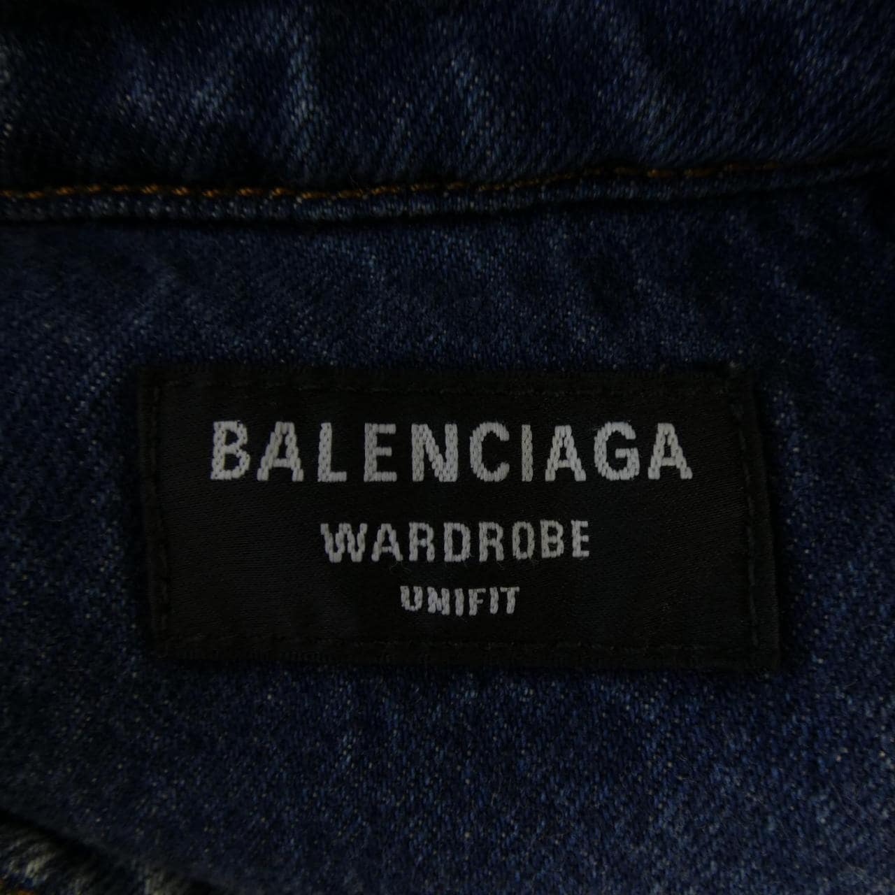 バレンシアガ BALENCIAGA WARDROBE 678363 TBP48 UNISEX シャツ