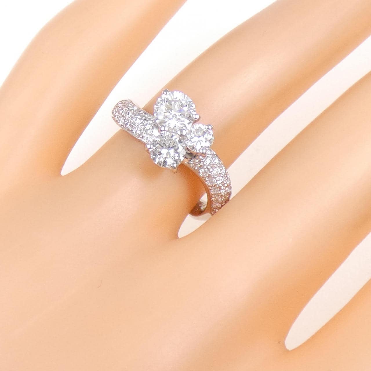 PT900 ダイヤモンド リング 1.029CT