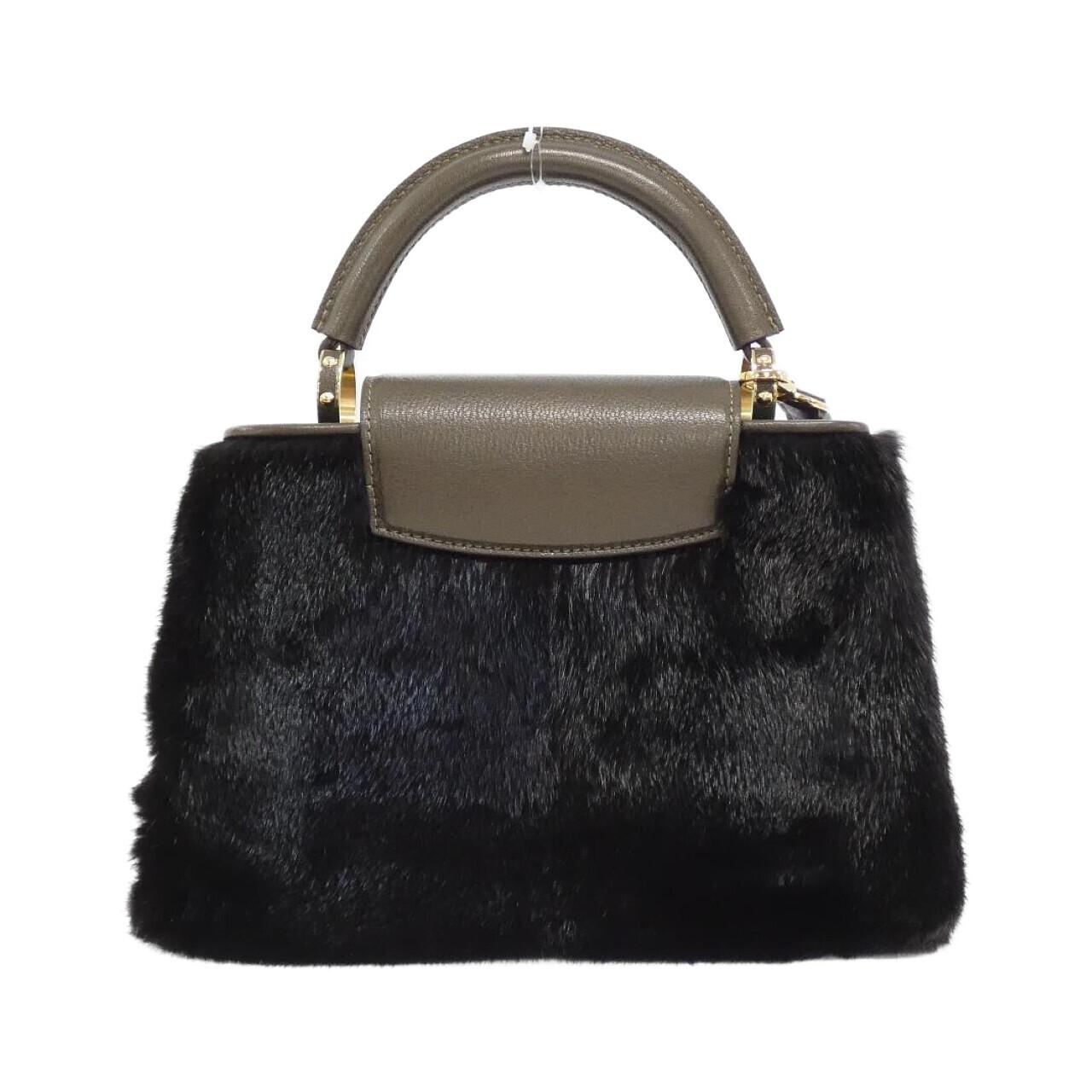 LOUIS VUITTON Capucines BB Bag