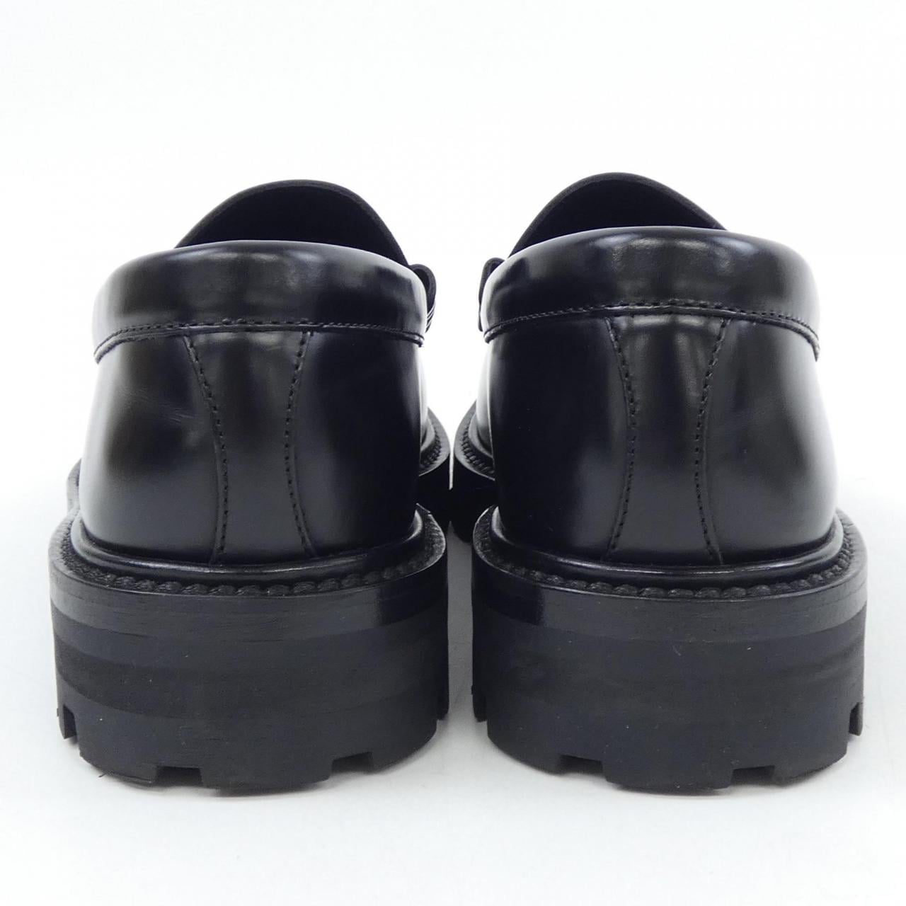 セリーヌ CELINE トリオンフチェーン付CELINEマーガレットローファー 344893602C シューズ