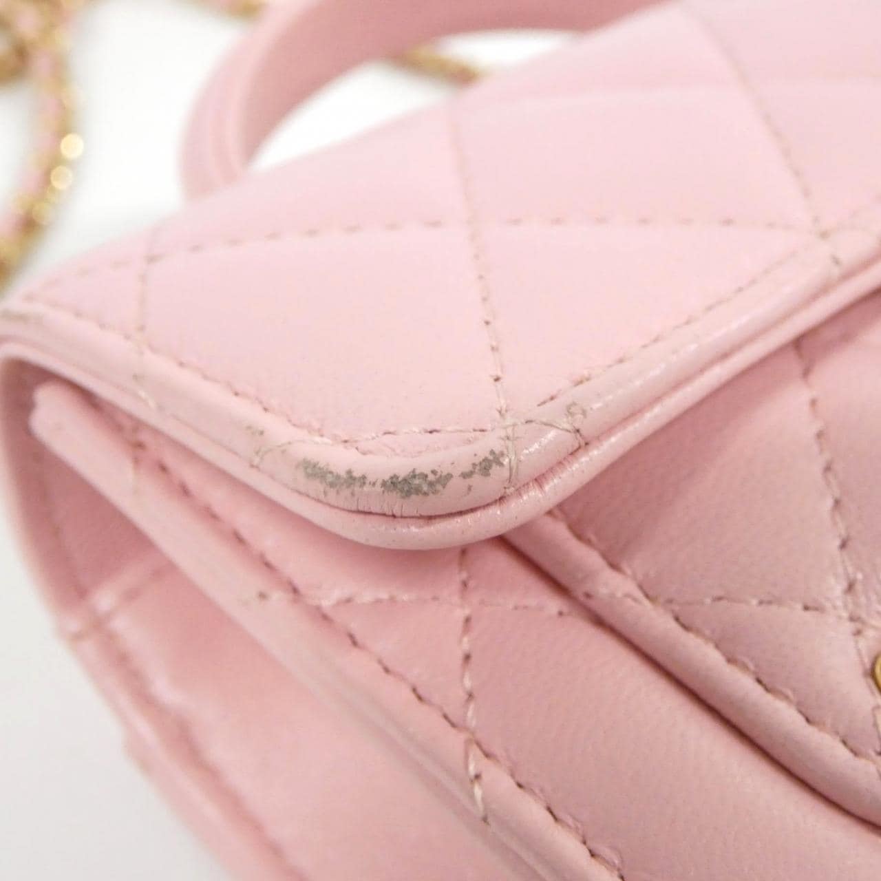 シャネル AP4675 チェーンクラッチ