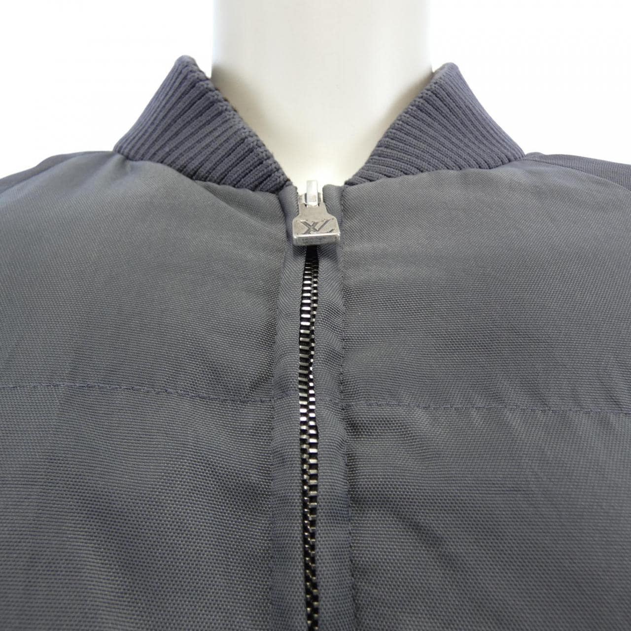 ルイヴィトン LOUIS VUITTON リバーシブル パッファージャケット HTB67EWFM ジャケット
