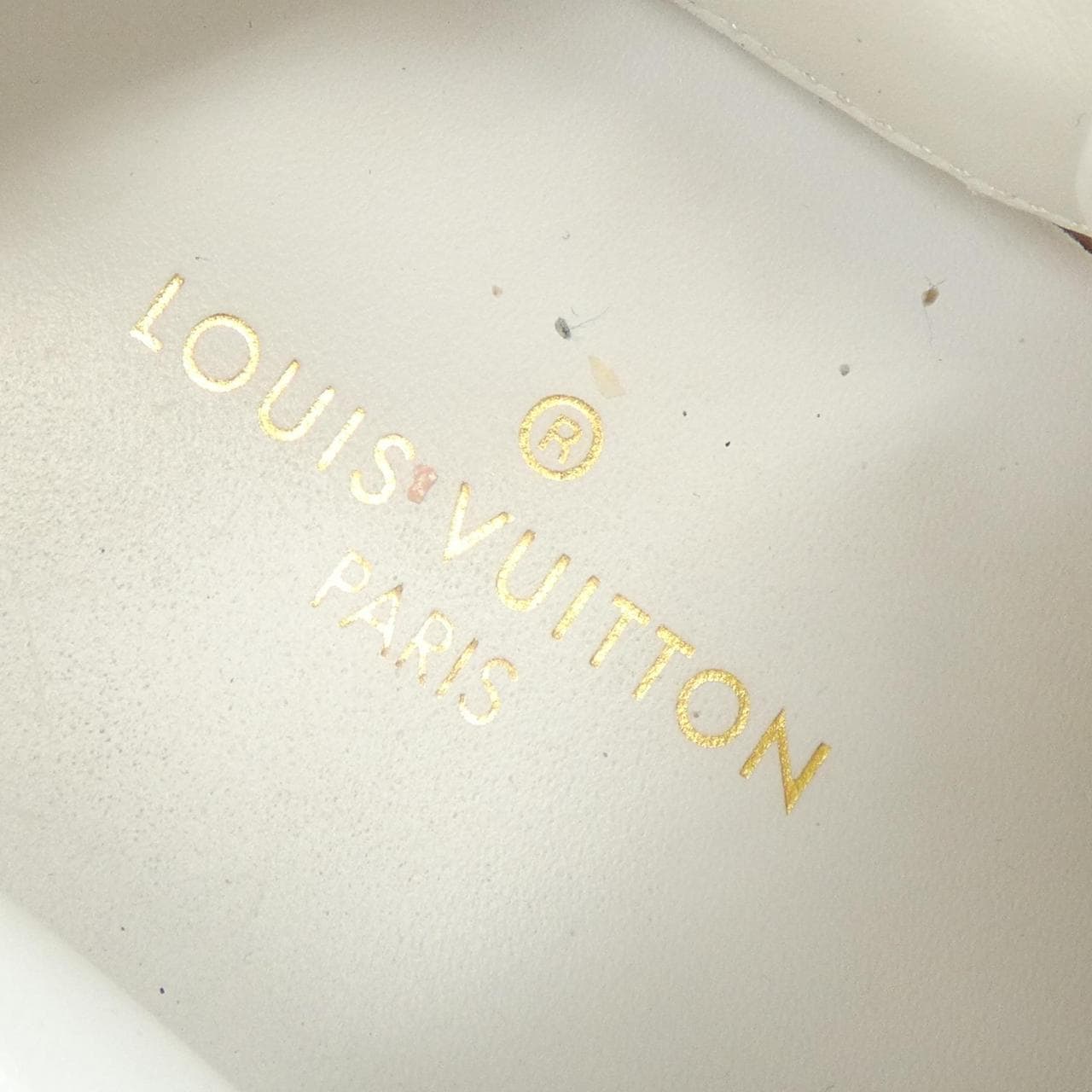 ルイヴィトン LOUIS VUITTON ランアウェイライン スニーカー