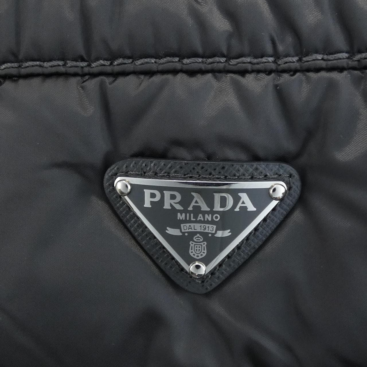 プラダ PRADA 290830R152 ダウンベスト