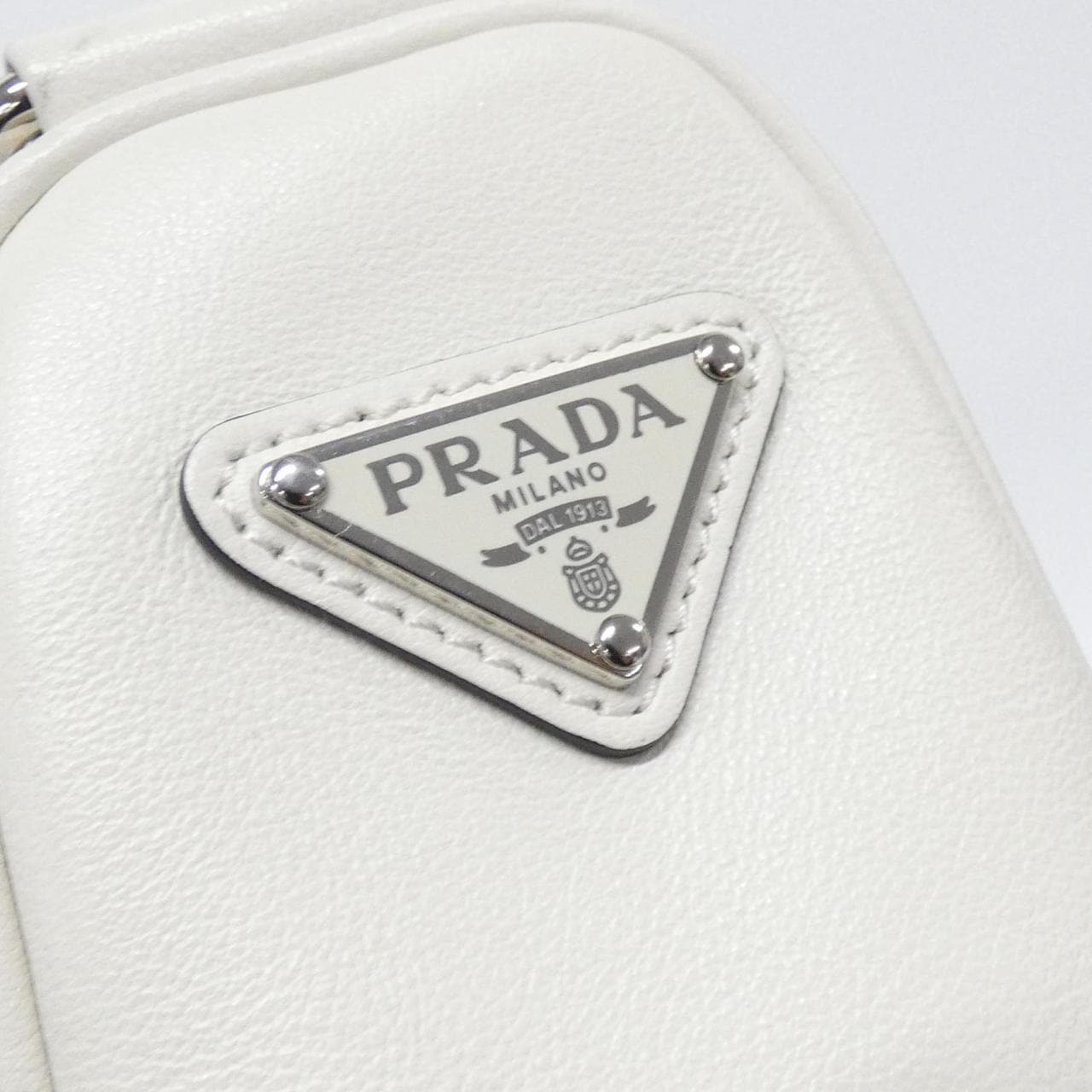 プラダ 1BH190 ショルダーバッグ