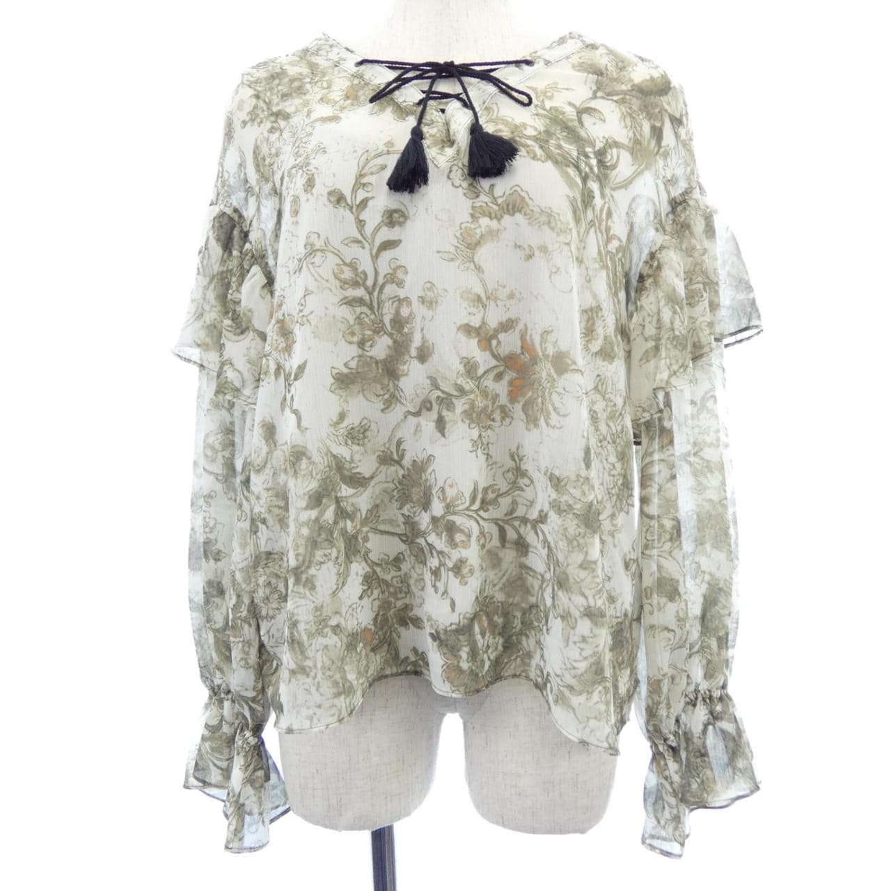 グレースコンチネンタル GRACE CONTINENTAL トップス