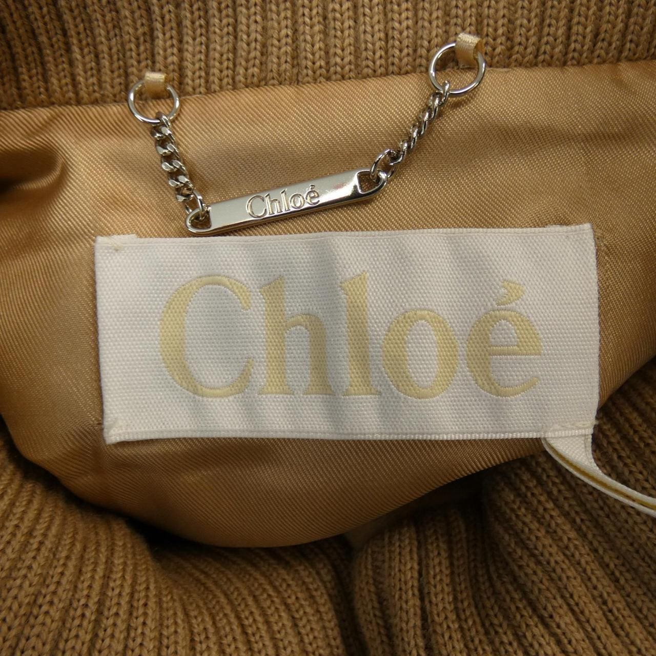 Chloe Cape
