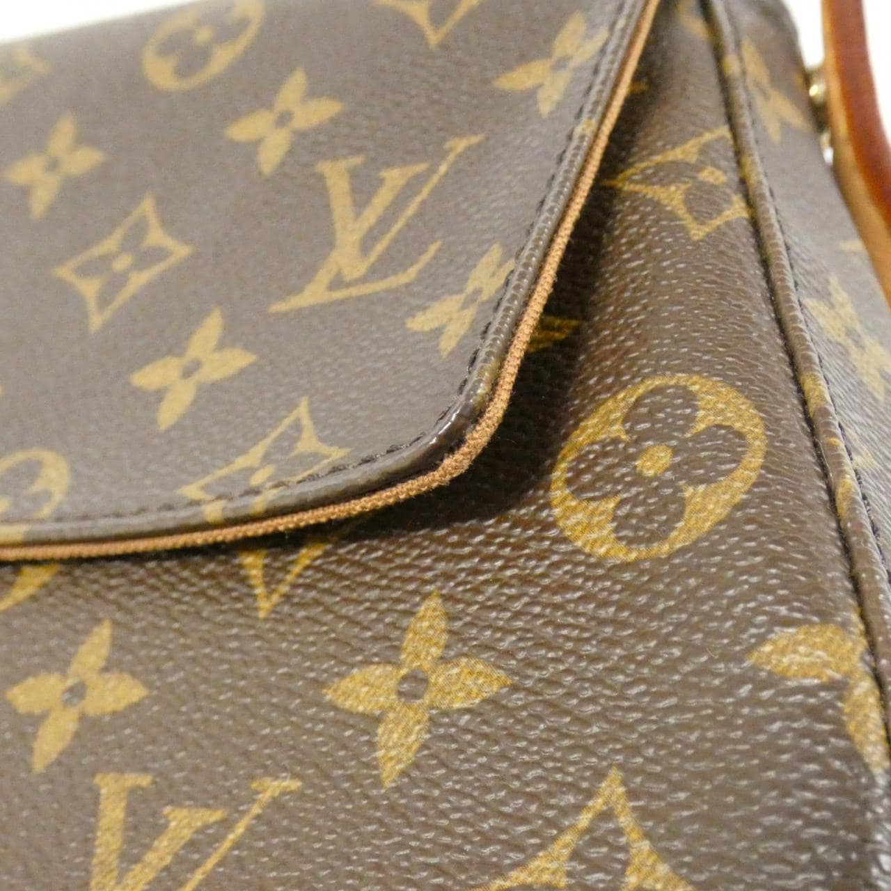 LOUIS VUITTON Monogram迷你 Loop M51147 单肩包