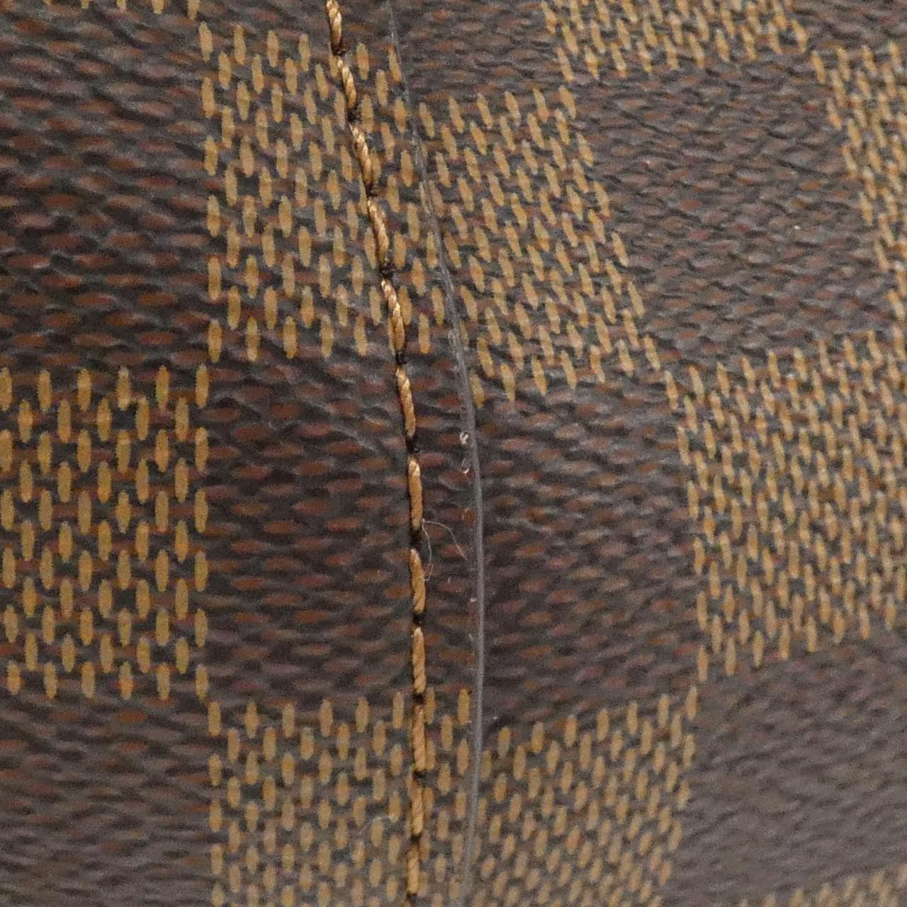 ルイヴィトン ダミエ ネオ ノエ N40213 ショルダーバッグ