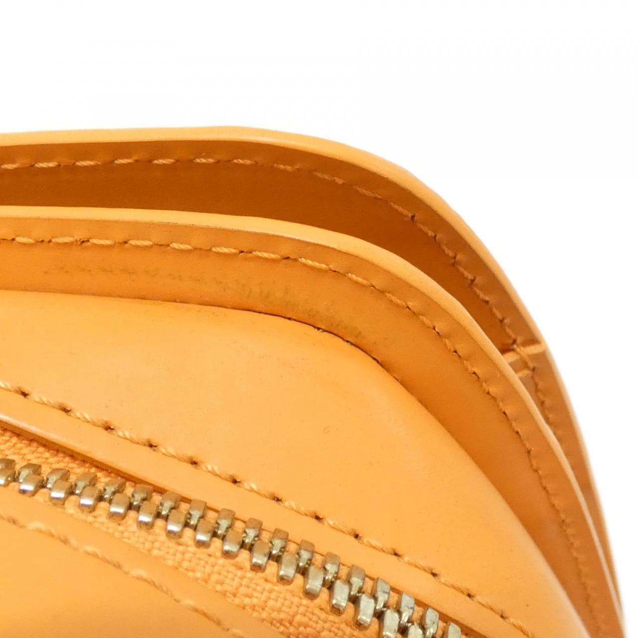 ルイヴィトン エピ ポンヌフ M5205H バッグ