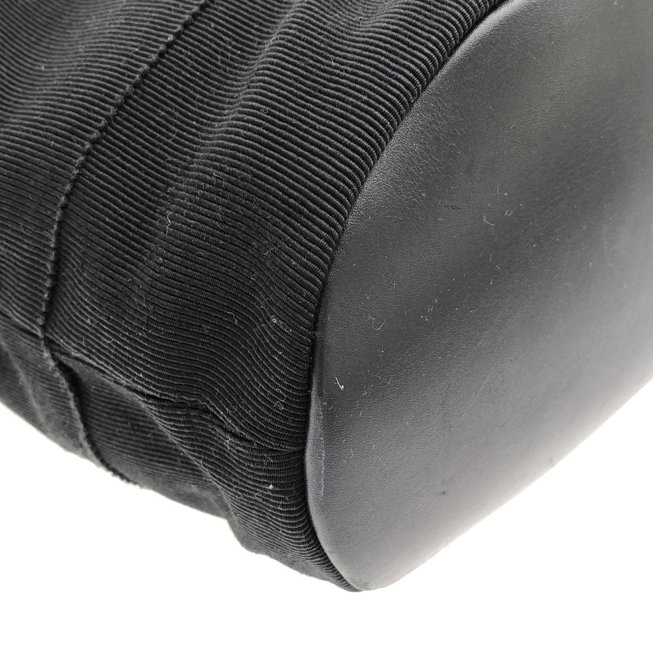 【ヴィンテージ】サルヴァトーレフェラガモ 21 5667 ショルダーバッグ