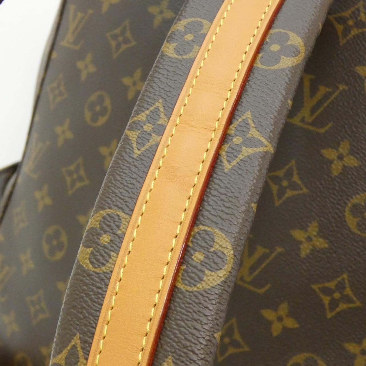 ルイヴィトン モノグラム トリオ バックパック M44658 リュックサック