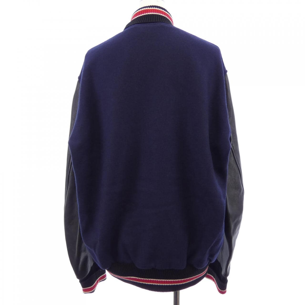 グッチ GUCCI 726591 Z8A7Z スタジャン