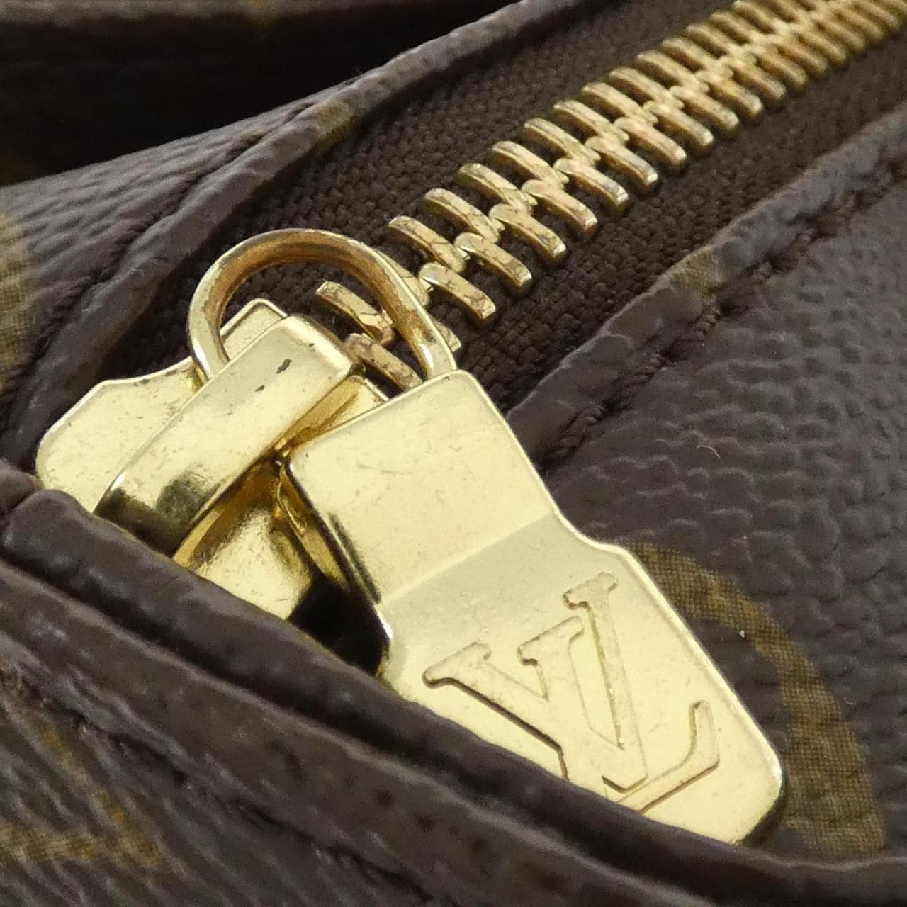 LOUIS VUITTON Monogram Mulchipuri Cité M51162 Bag