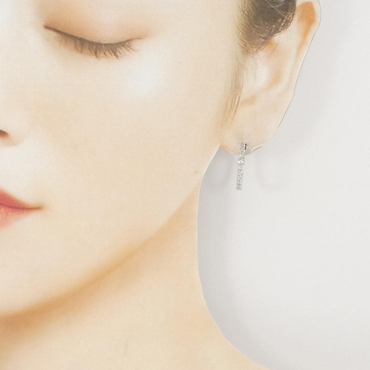 ジーエスティービー ダイヤモンド ピアス 0.28CT