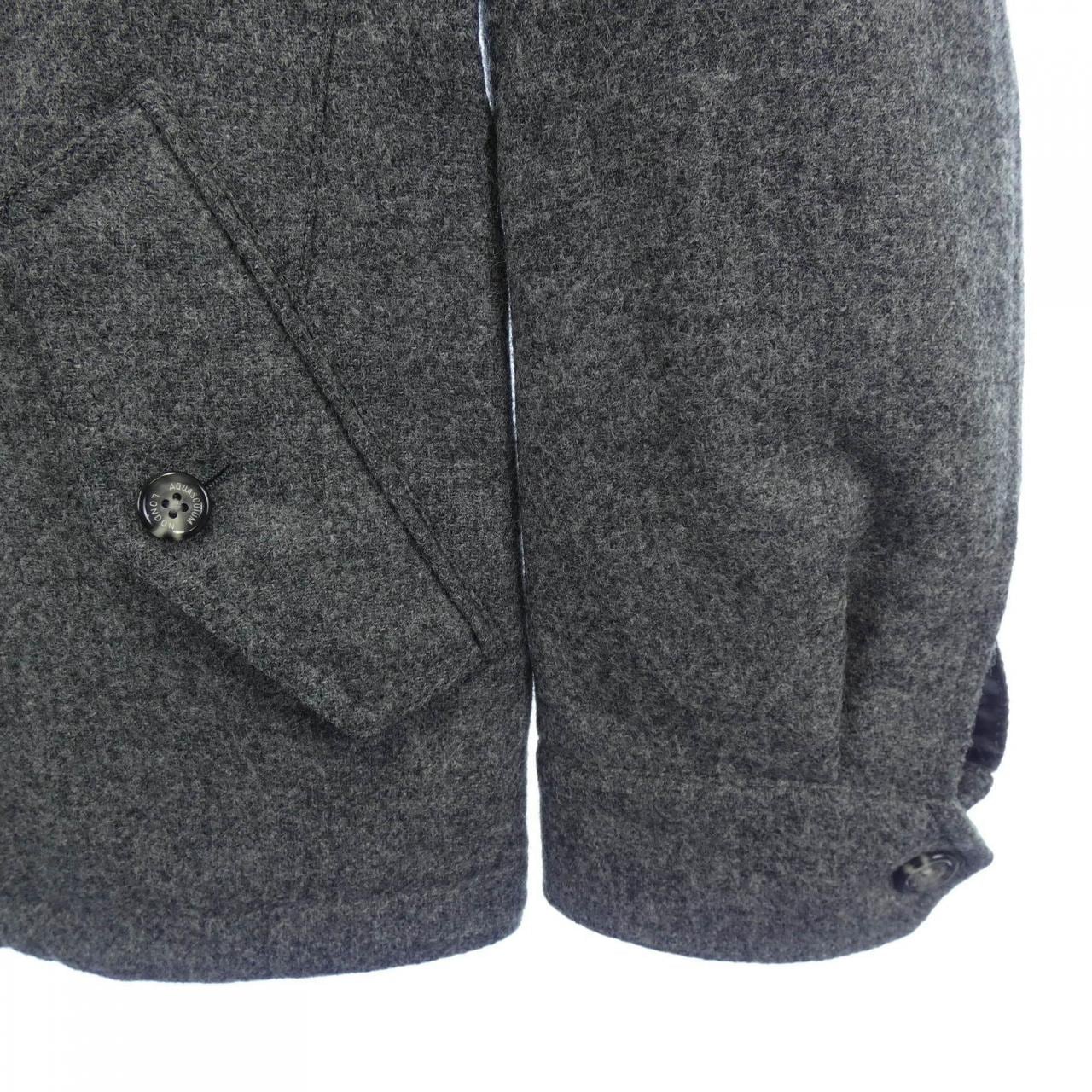 アクアスキュータム Aquascutum ダウンジャケット