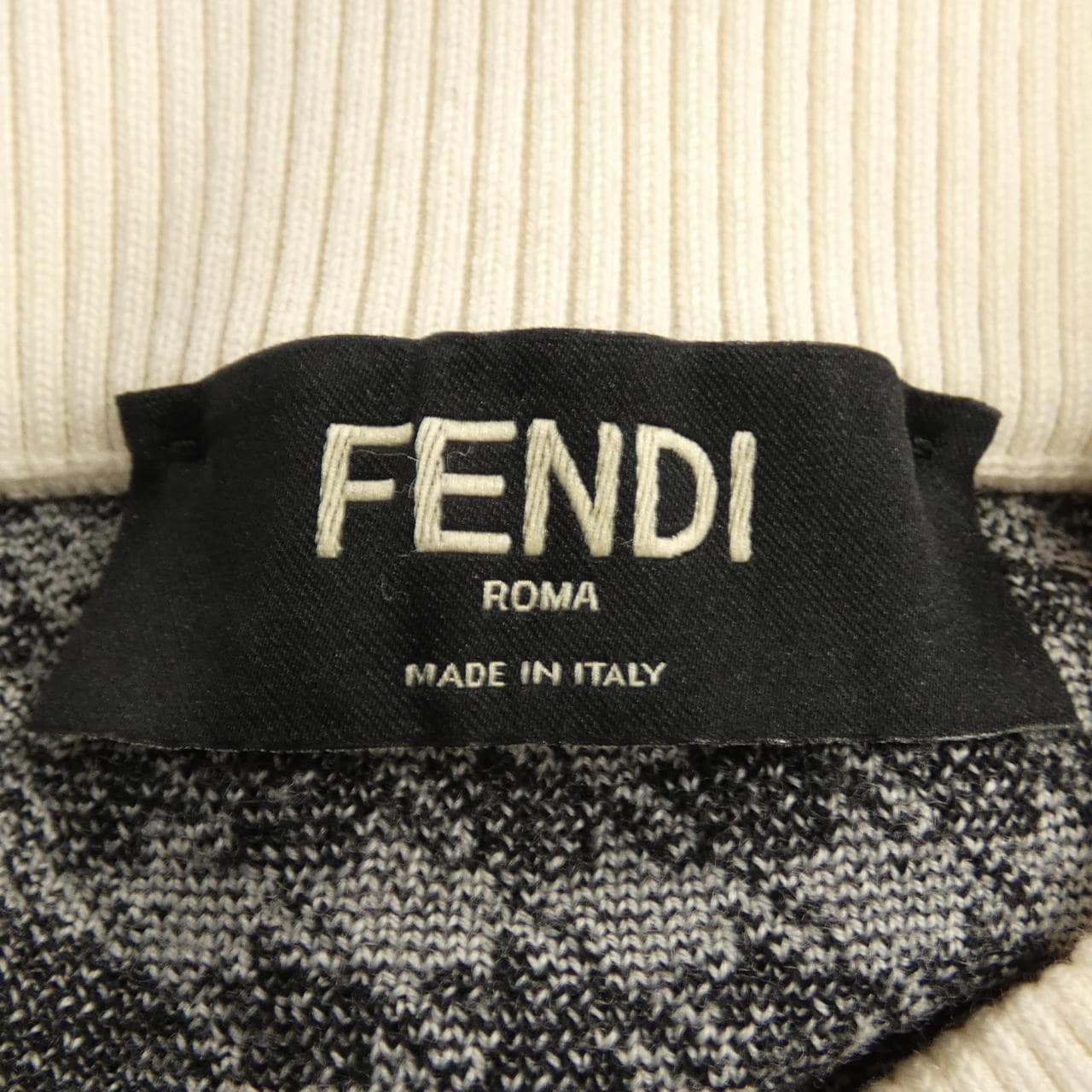 フェンディ FENDI FZX089 AL3Y ニット