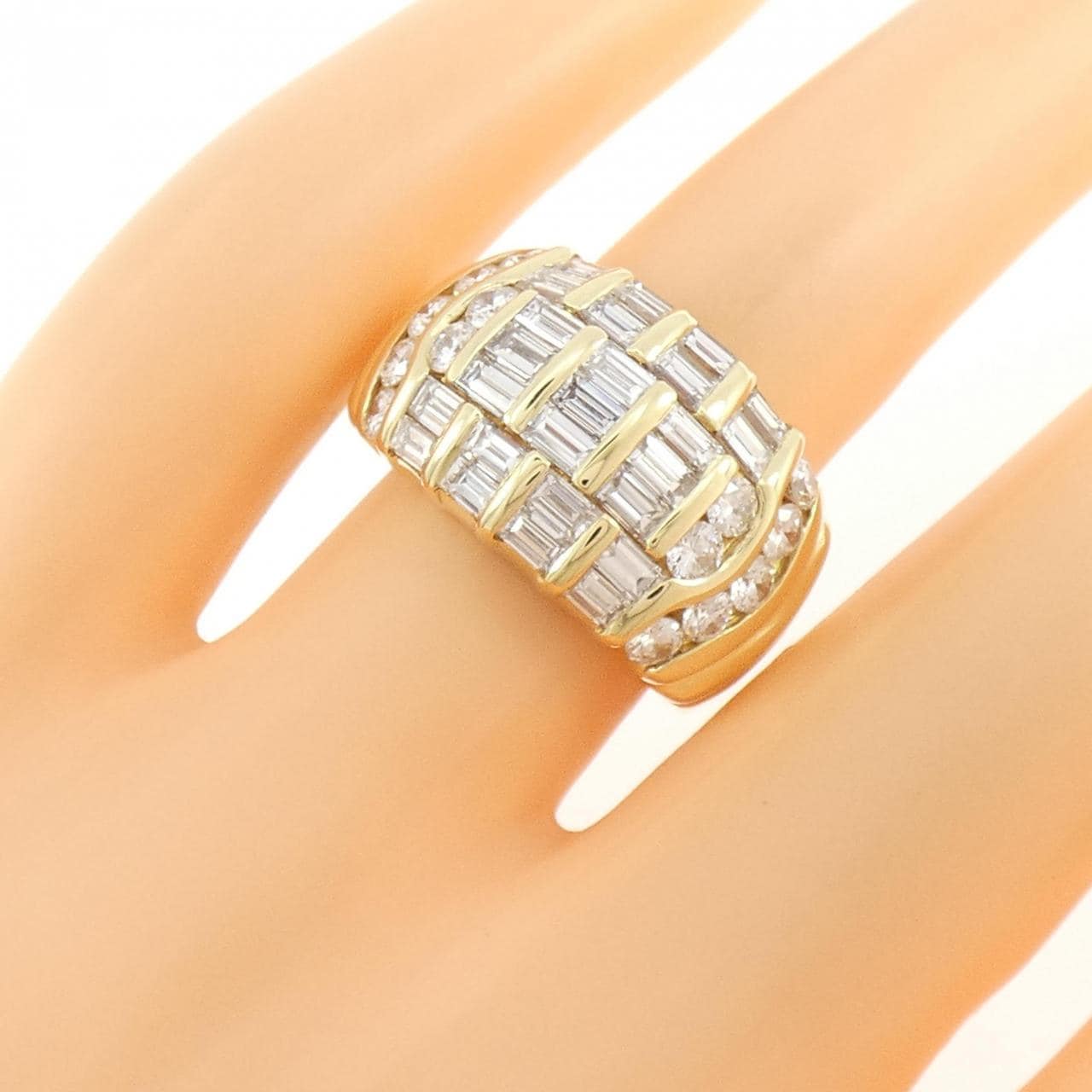 750YG ダイヤモンド リング 2.84CT