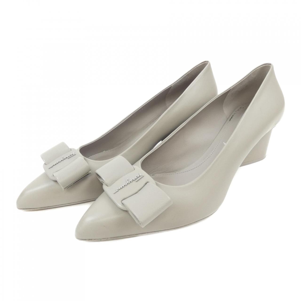 サルヴァトーレフェラガモ SALVATORE FERRAGAMO パンプス