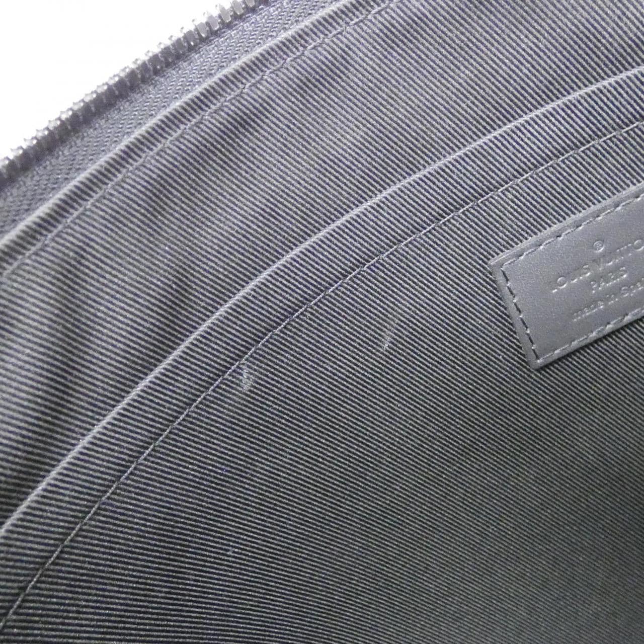 ルイヴィトン モノグラム シャドウ ポシェット ディスカバリー M62903 バッグ