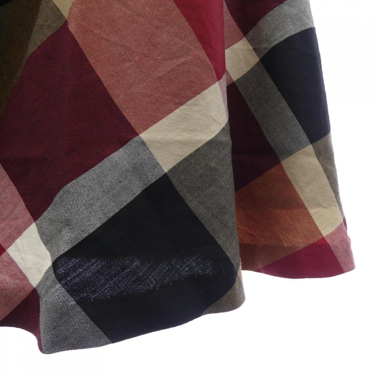 ブルーレーベルクレストブリッジ BLUE LABEL CRESTBRIDGE 55S06-630-16 スカート