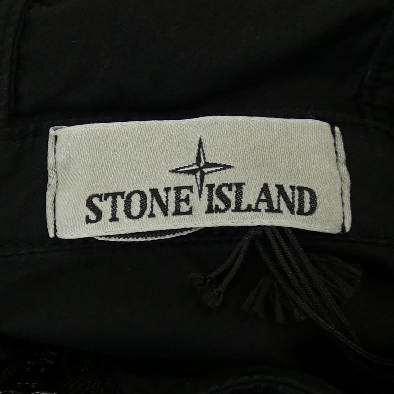 ストーンアイランド STONE ISLAND ブルゾン