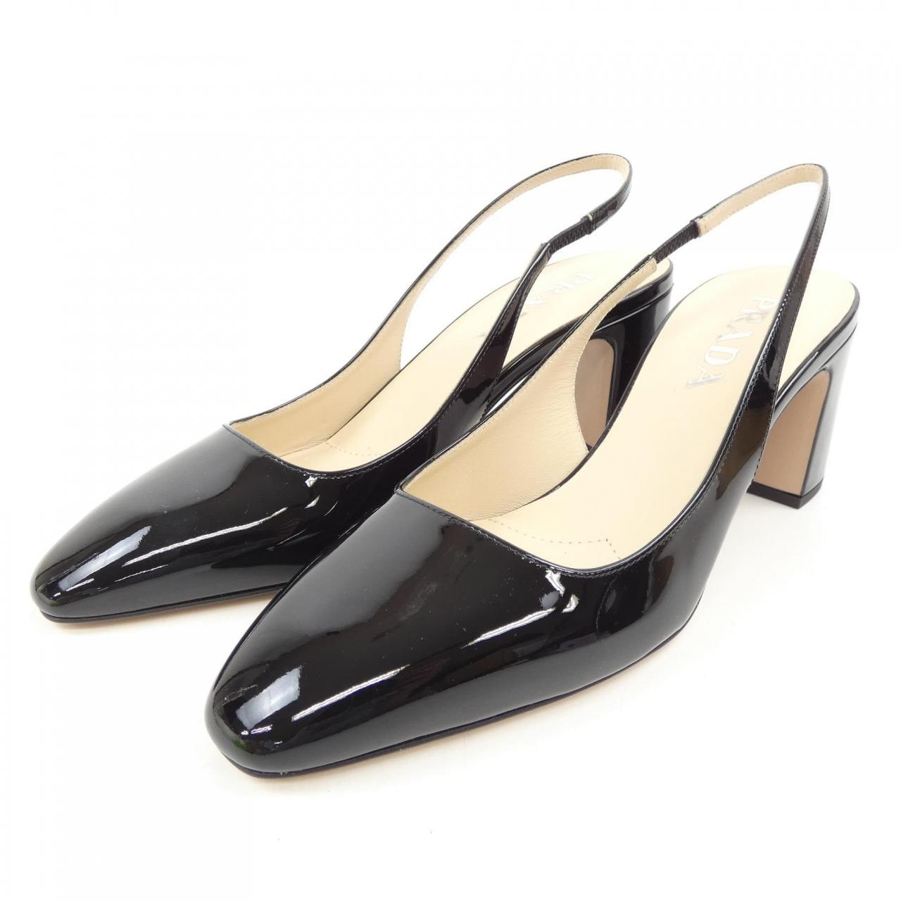 Prada Triangle Logo Pumps 1I173N
