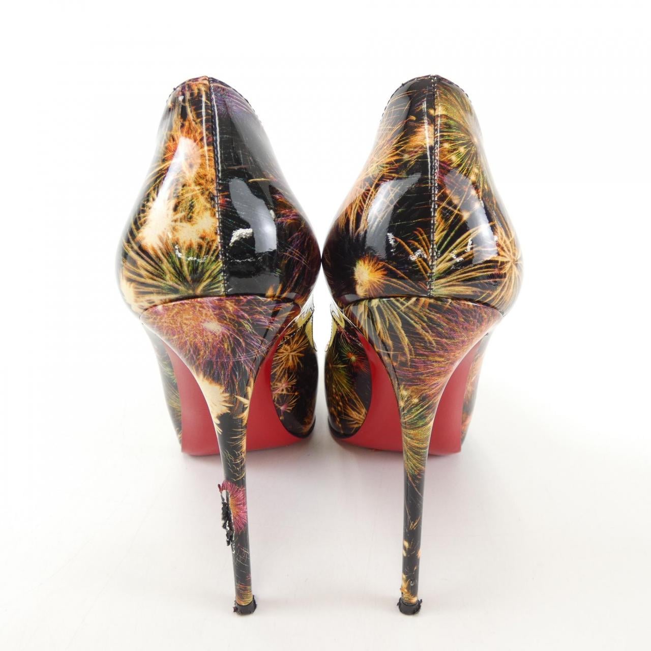 CHRISTIAN LOUBOUTIN CHRISTIAN LOUBOUTIN PUMPS