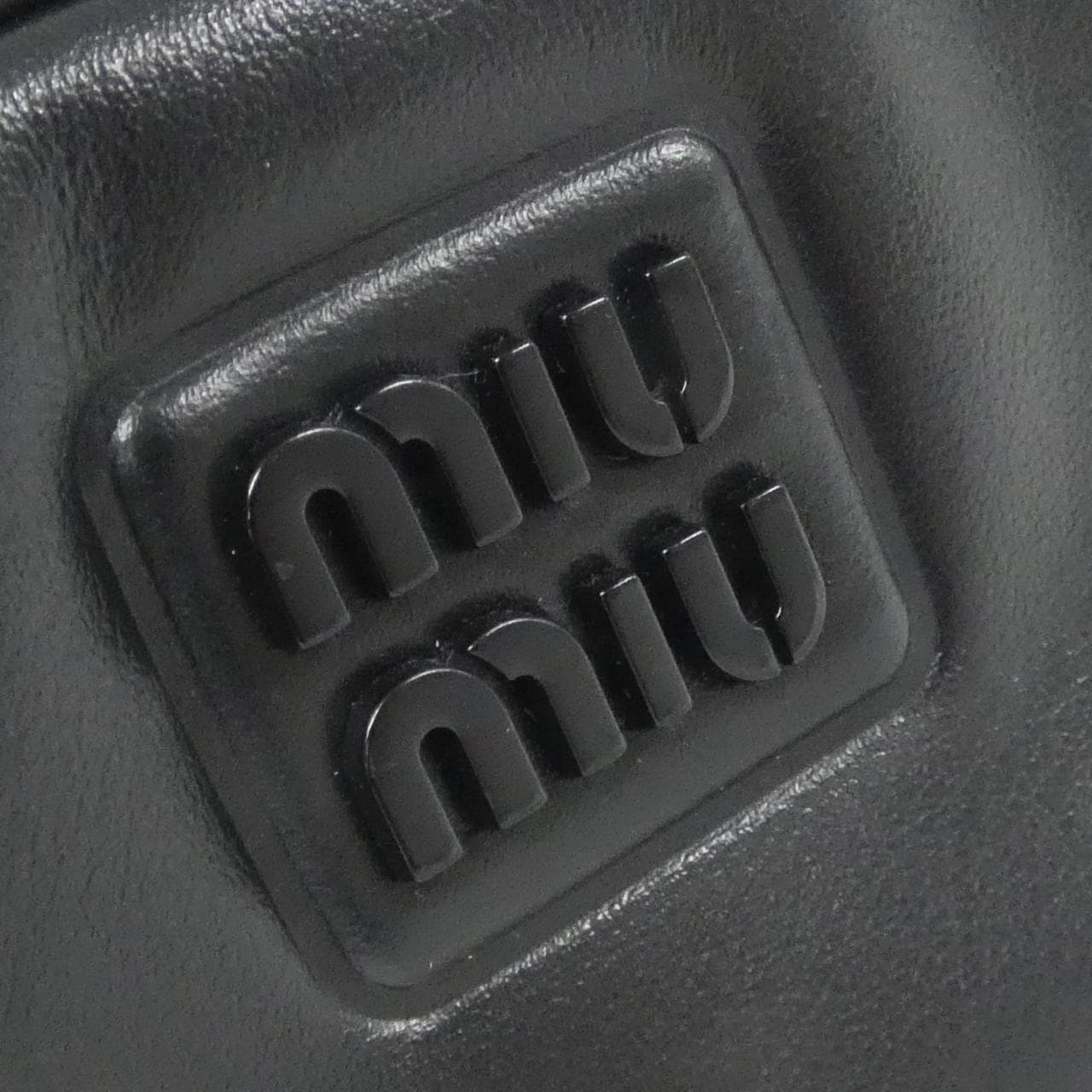 ミュウミュウ ウエストバッグ