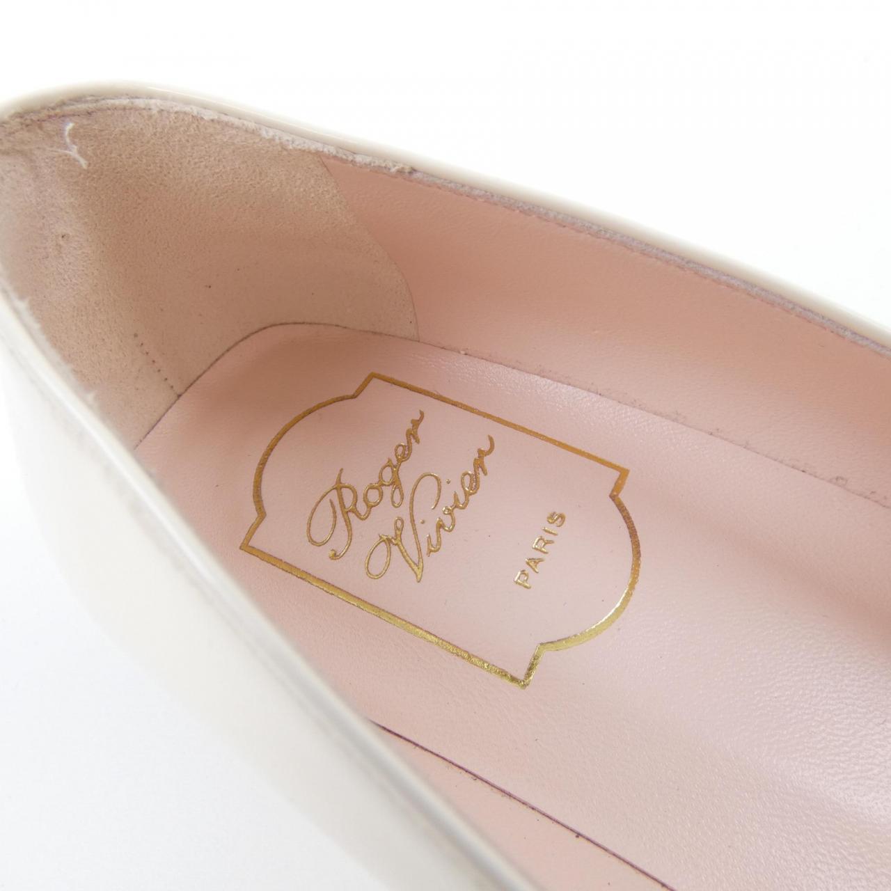 ロジェヴィヴィエ ROGER VIVIER シューズ