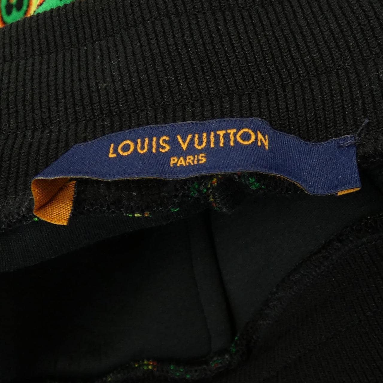 ルイヴィトン LOUIS VUITTON モノグラムフラワージップスルー HKY87WZRY ショートパンツ