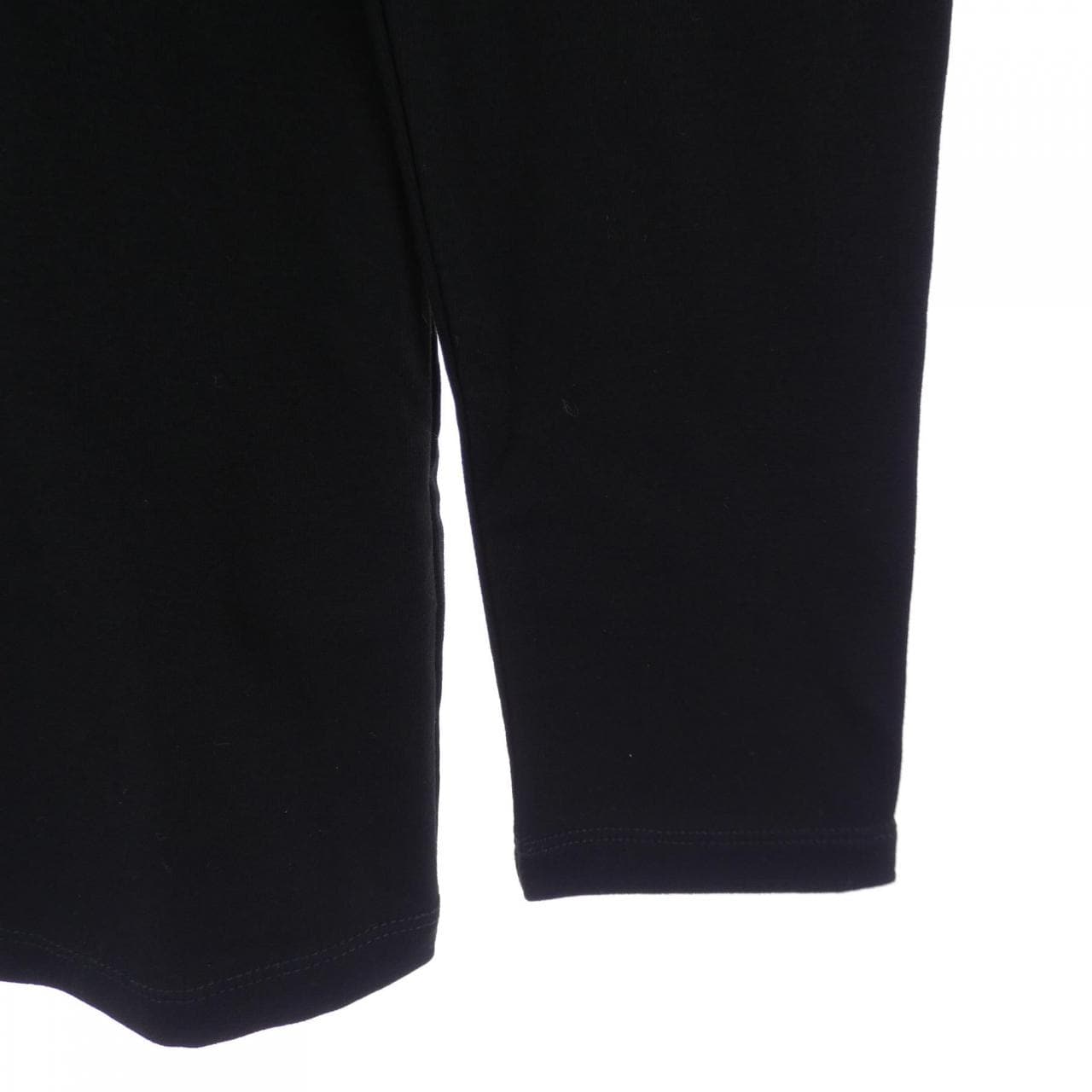 ヨリ yori トップス