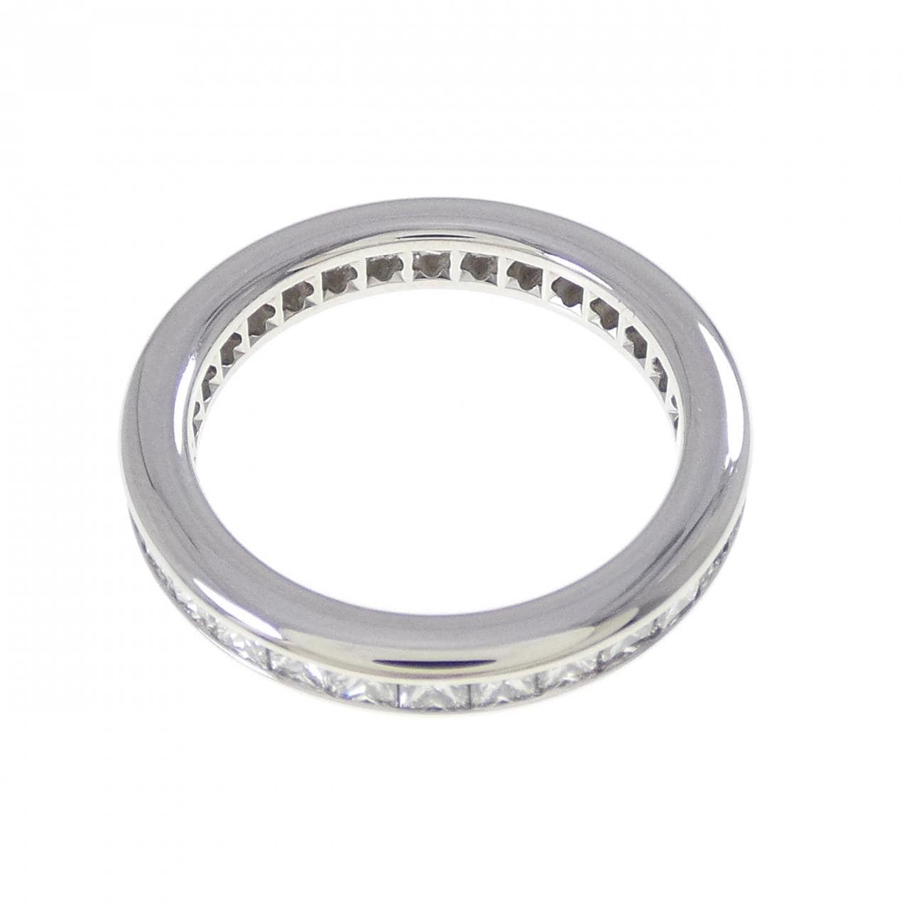 ハリーウィンストン プリンセスカット チャネルセット リング