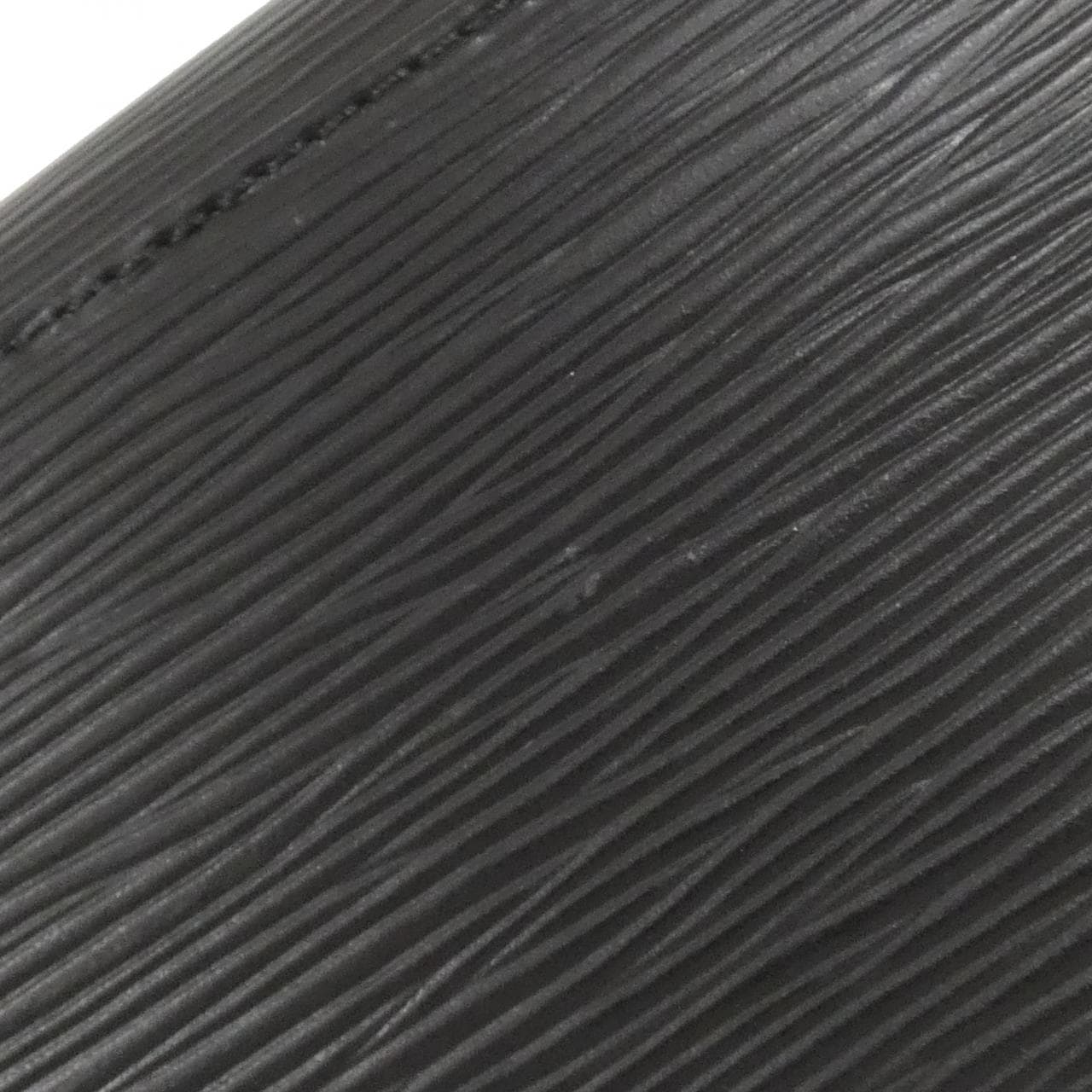 ルイヴィトン エピ ポンヌフ M52052 バッグ