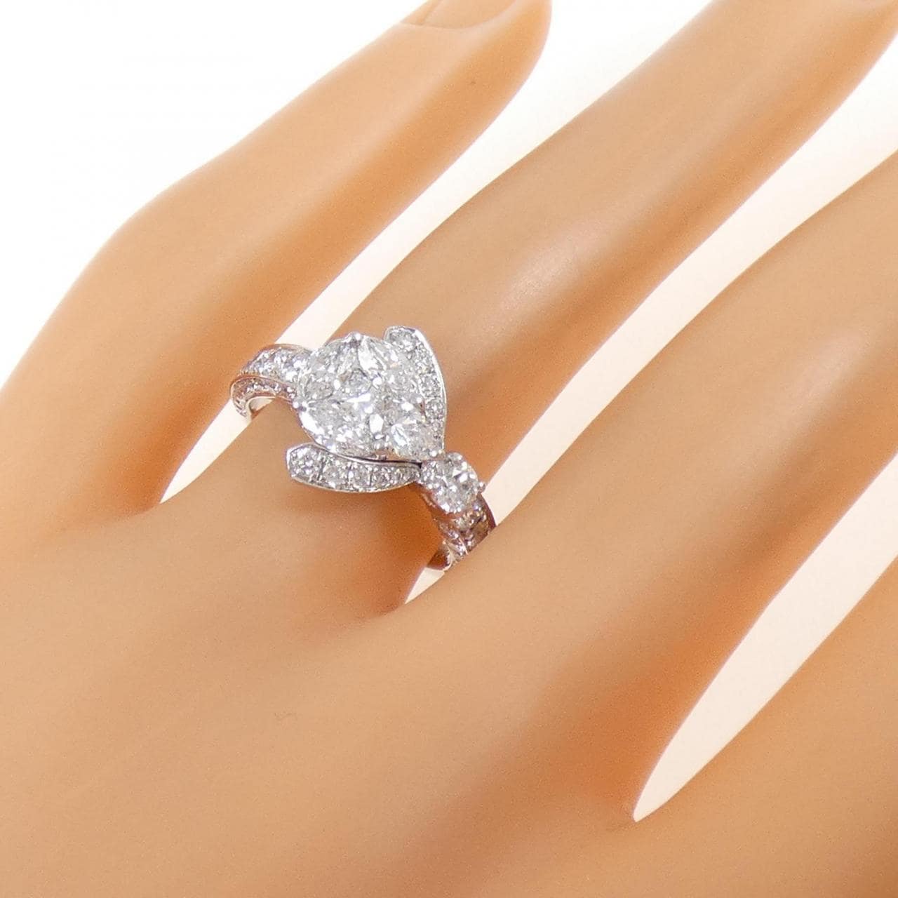 750WG ダイヤモンド リング 1.70CT