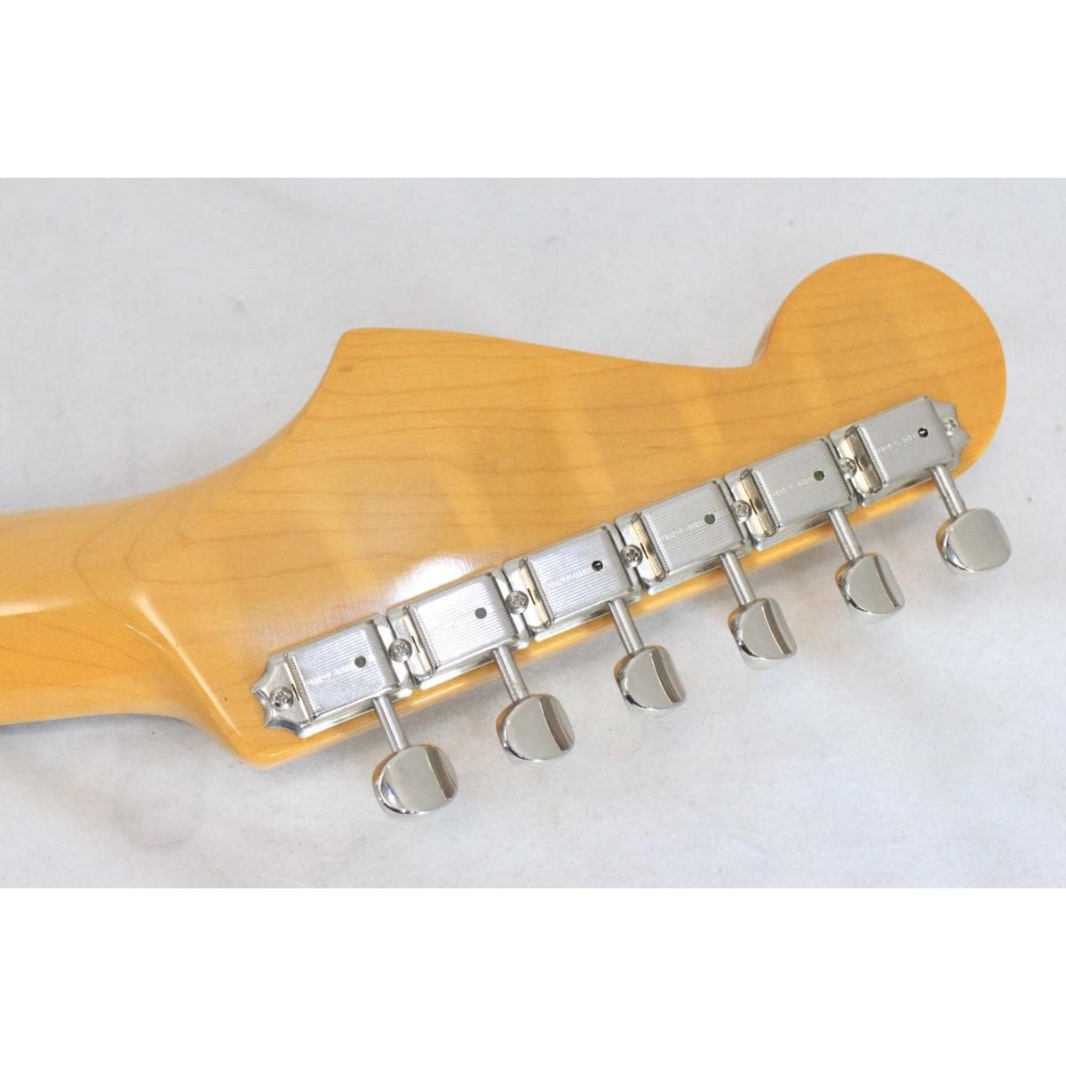 ＦＥＮＤＥＲ　　ＡＭ　ＶＩＮ　ＩＩ　６１　ＳＴＲＡＴＯＣＡＳＴＥＲ