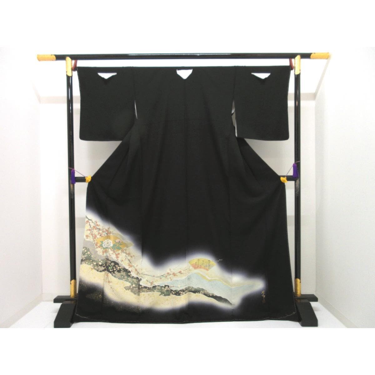 【未使用品】留袖　縫取　源氏車