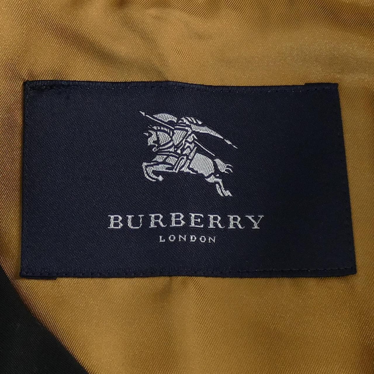 BURBERRY巴寶莉倫敦苑