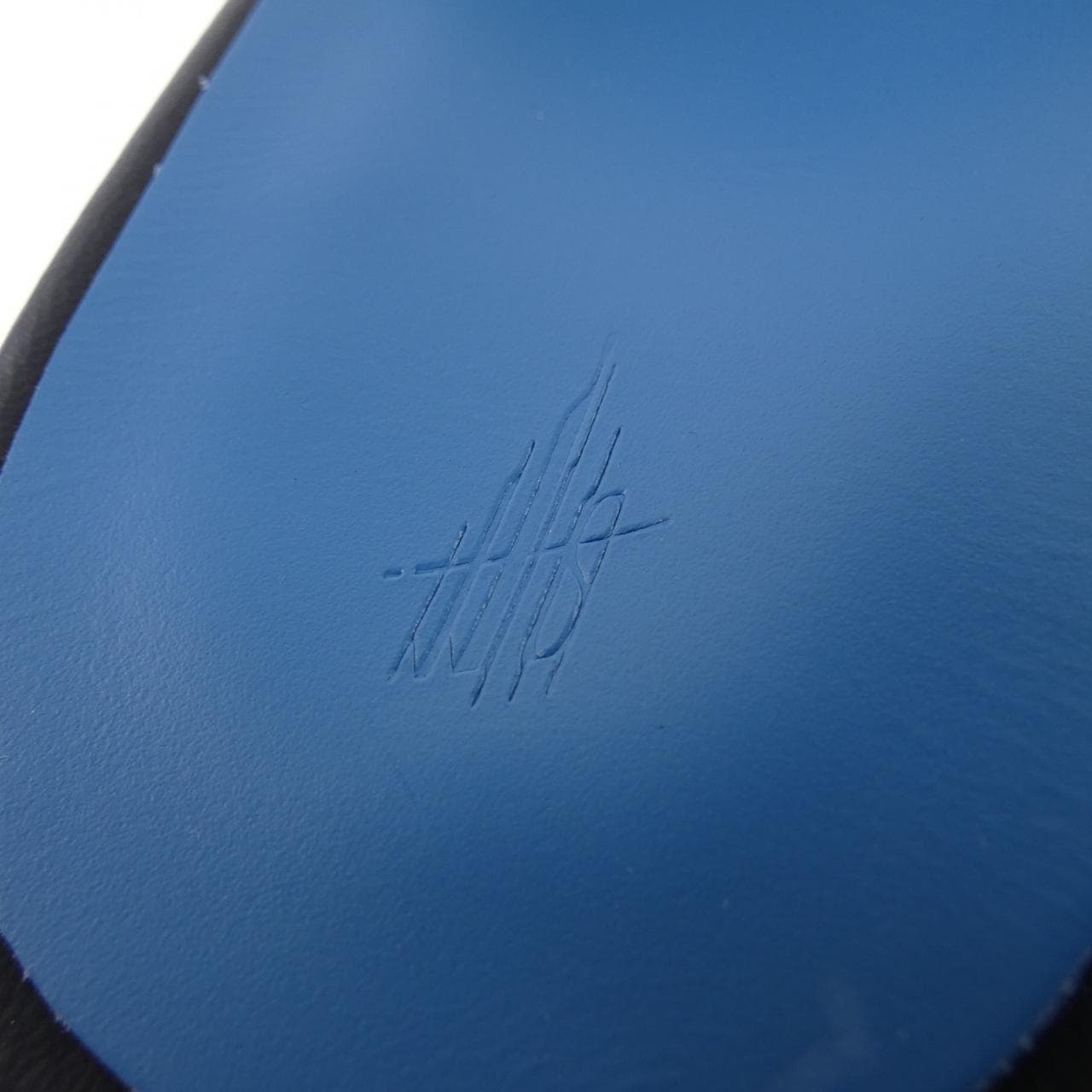 ISHMM ISH-1-16 サンダル