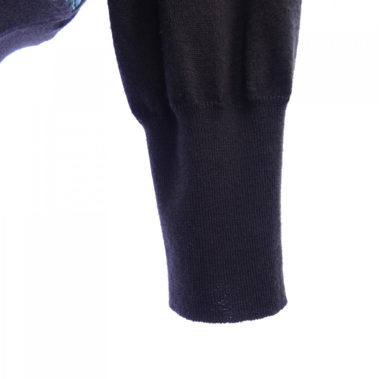 サルヴァトーレフェラガモ SALVATORE FERRAGAMO 740533 カーディガン