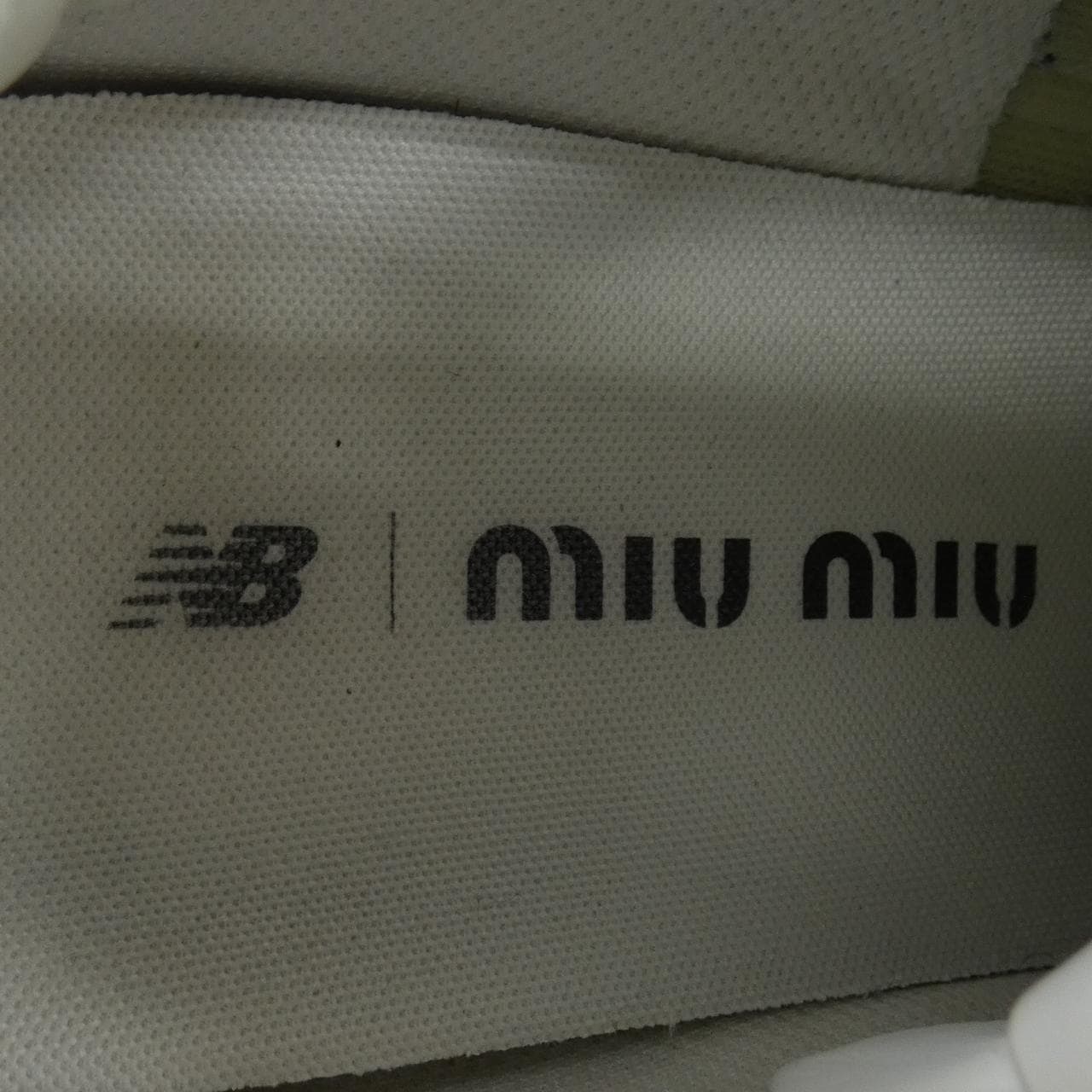ミュウミュウ MIU MIU NEW BALANCE 5E165E 530 スニーカー