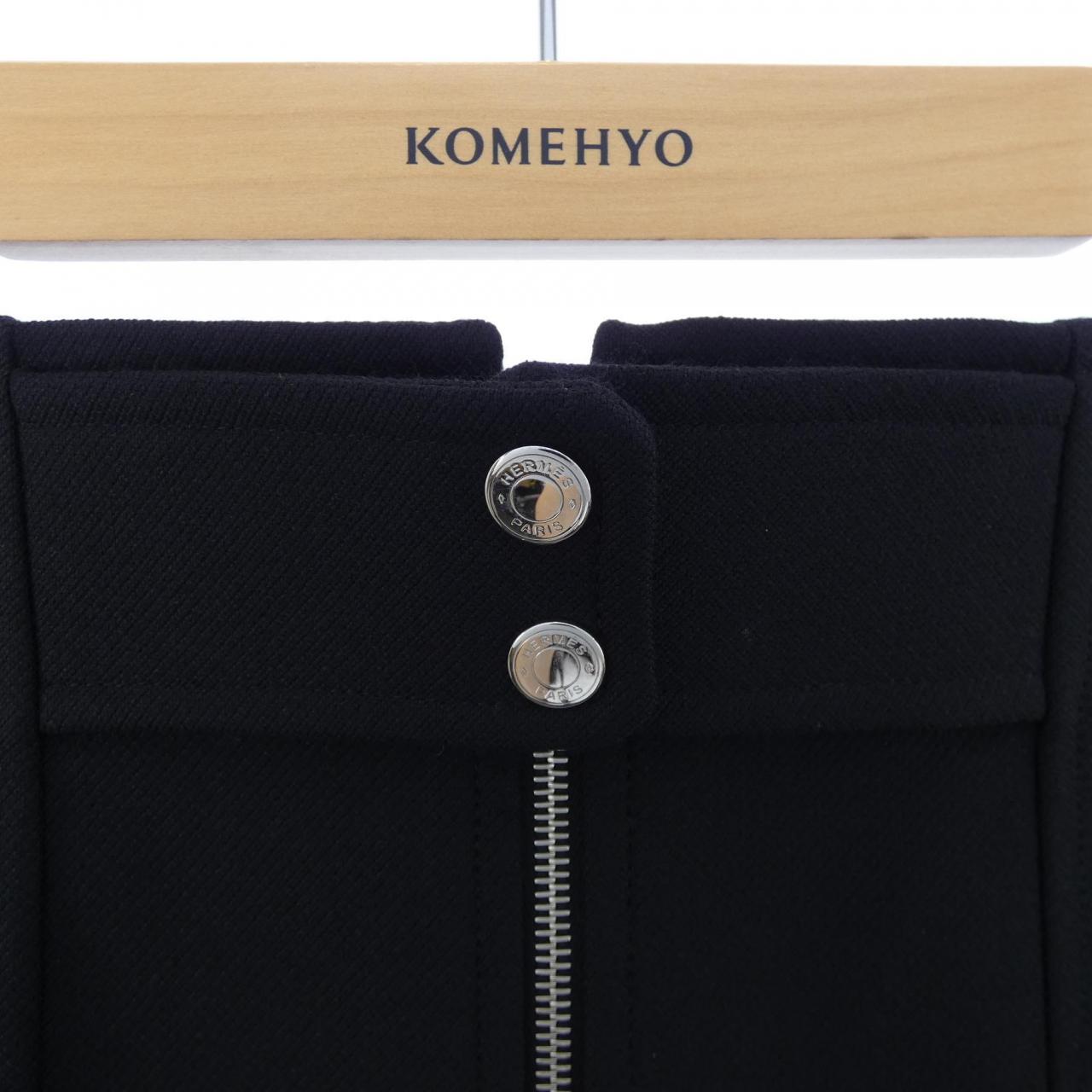 エルメス HERMES H PASSANT/クルードセル 2H0310DP スカート