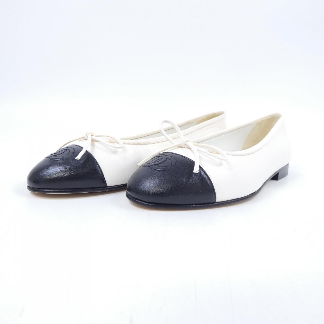 CHANEL CHANEL Flat Shoes
