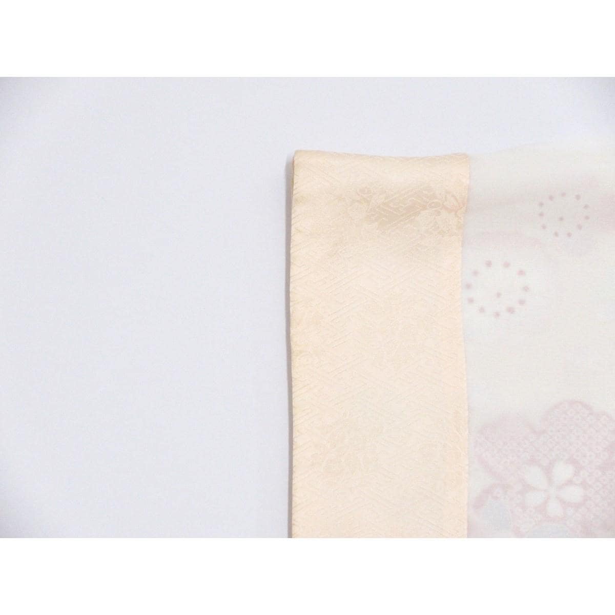 振袖　友禅加工刺繍入り　ボカシ染