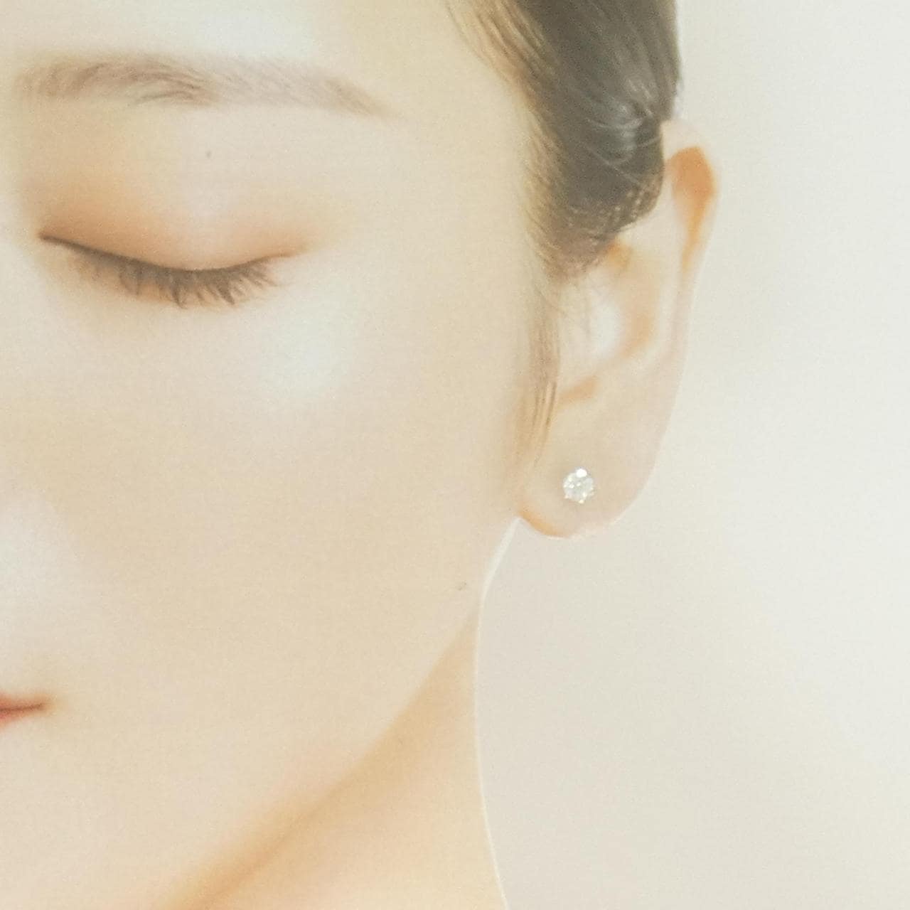PT900 ソリティア ダイヤモンド ピアス 0.31CT 片耳