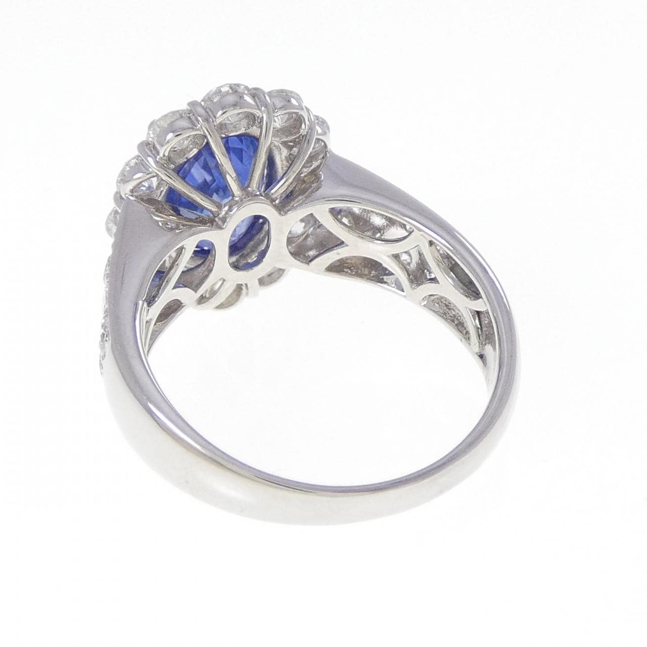 PT900 サファイヤ リング 3.079CT