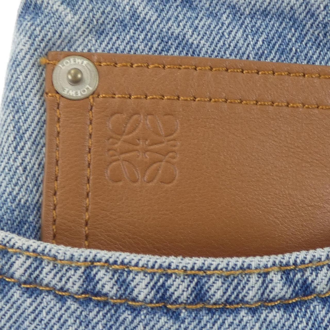 ロエベ LOEWE H526Y11W07 ジーンズ