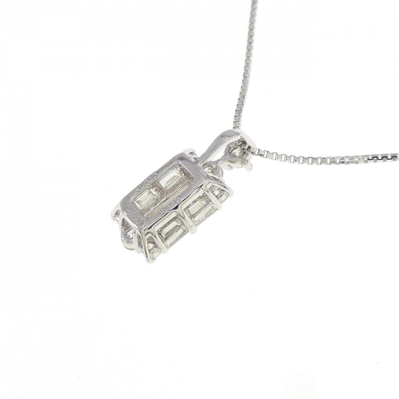 [BRAND NEW] PT Diamond Necklace 0.16CT