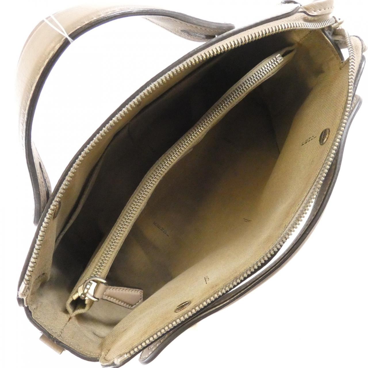 フェンディ バイ ザ ウェイ 8BL124 1D5 バッグ