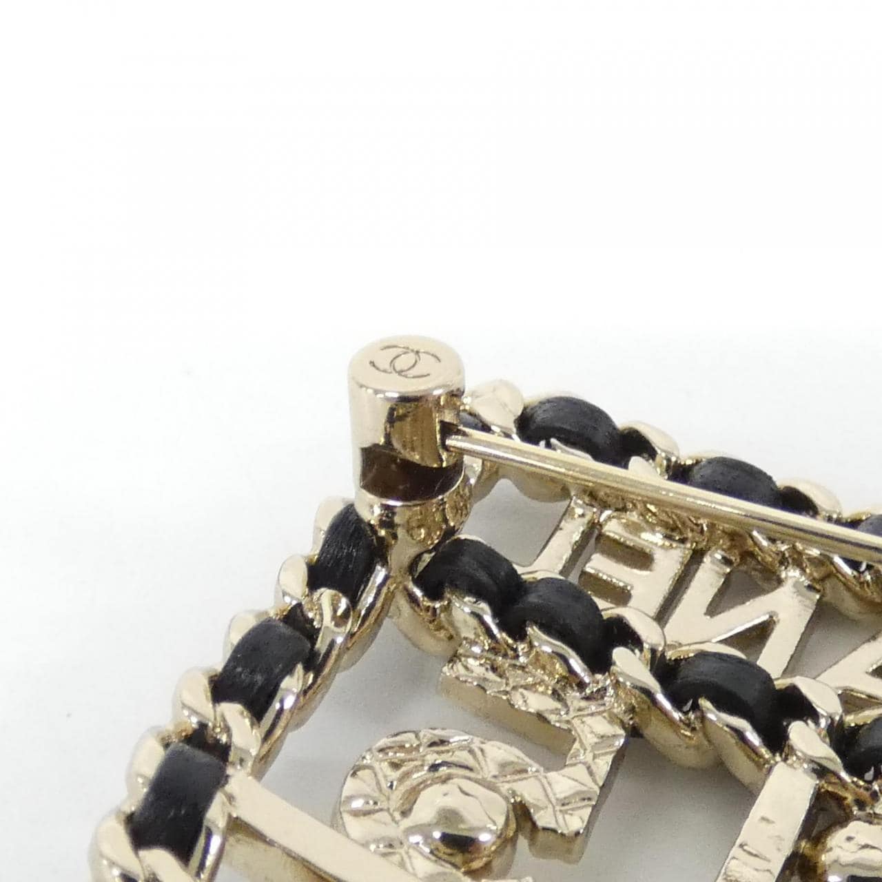 【未使用品】シャネル AB4702 ブローチ